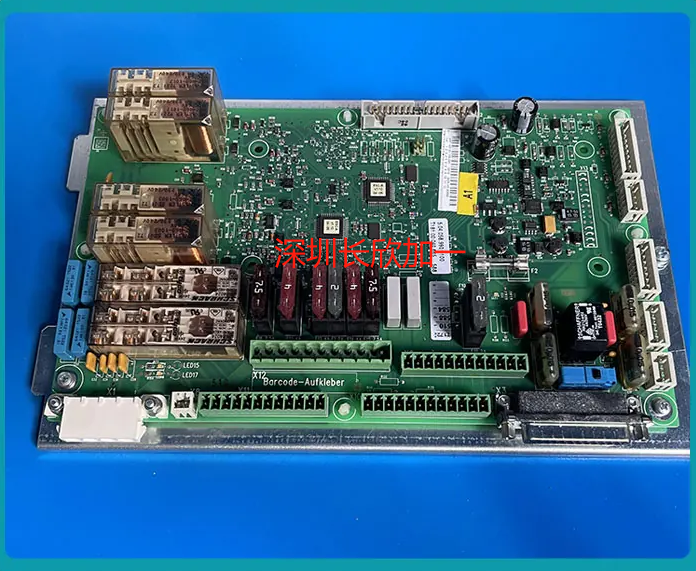 KUKA  00-106-290  庫(kù)卡機(jī)器人安全回路板95系統(tǒng)  庫(kù)工業(yè)機(jī)器人配件